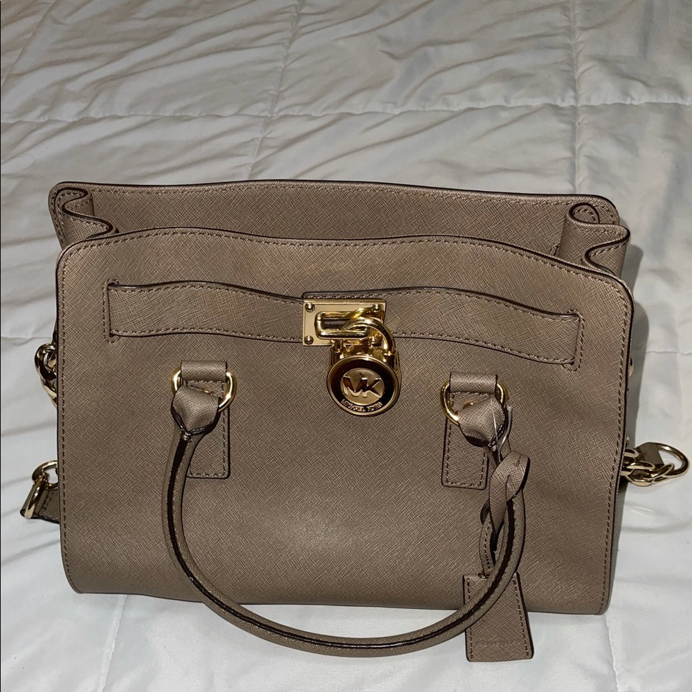Authentic Michael Kors medium Purse